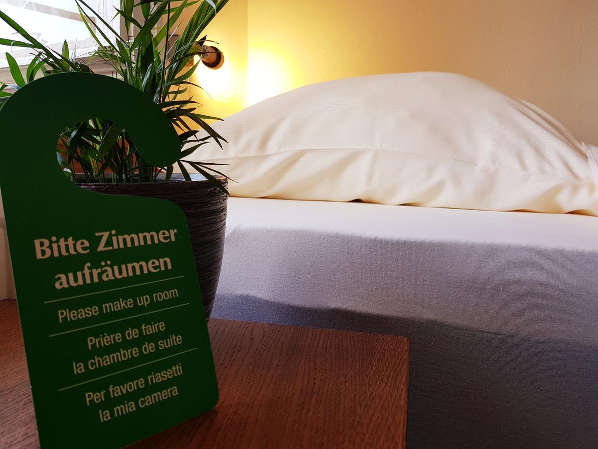 Hotel Restaurant Jaegerhof Düren - Eifel Buitenkant foto